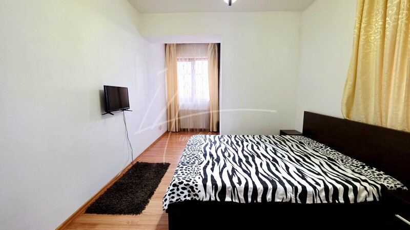 Cartierul Latin, apartament 2 camere decomandat,