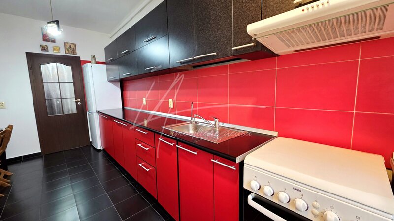 Cartierul Latin, apartament 2 camere decomandat,